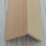 Szuper akció 2.5x2 cm öntapadós műanyag élvédő famintás 100 cm 88655