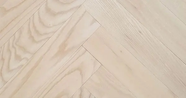 Csaphornyos parketta Kőris Natúr 290x60 Bestseller