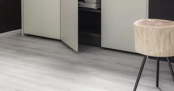 Kaindl laminált padló Natural Touch Standard 8 mm K4422 Expressz kézbesítés