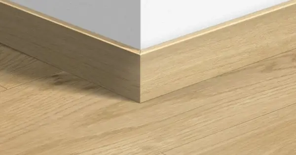 Quick Step Alpha Blos és Blos Base 58 mm-es dekorazonos vinyl szegélyléc Gyors kiszállítás
