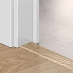 Quick Step Alpha Ciro dekorazonos vinyl burkolatváltó sín Expressz szállítás