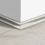 Bestseller Quick Step Classic 17 mm-es dekorazonos szegélyléc