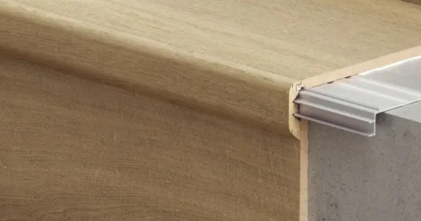 Quick Step laminált padló lépcső burkolat Capture Rendeld meg most