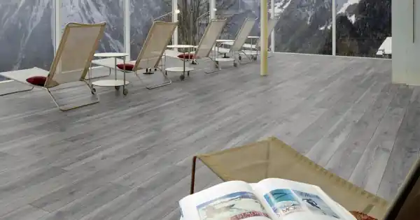 Swiss Krono laminált padló Grand Selection Evolution Graphite Oak 4510 Alacsony ár