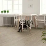 Kedvezmény Swiss Krono laminált padló Liberty Natural Oak Brown 4931