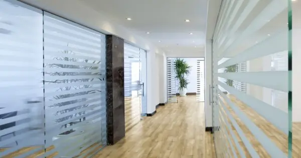Kiárusítás Swiss Krono laminált padló Liberty Santiago Oak 4491
