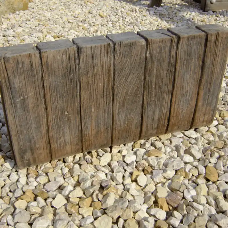 Gyors szállítás Fahatású ágyásszegély- 50x25x5cm